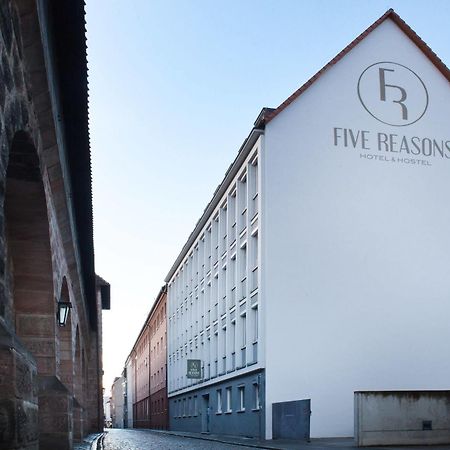 Five Reasons Hostel & Hotel Нюрнберг Екстериор снимка